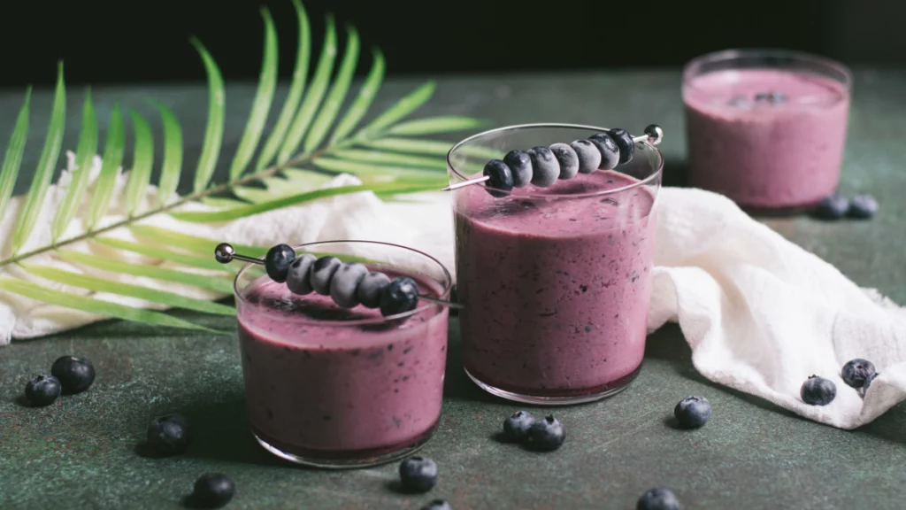 15 Delicious Smoothie Recipes for Breakfast in 2023